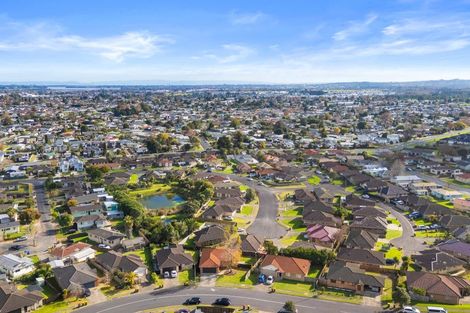 Photo of property in 185 Keri Vista Rise, Papakura, 2110
