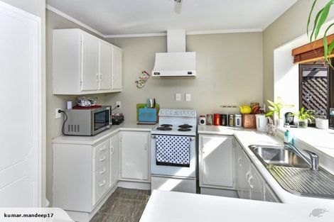 Photo of property in 2/8 Pukeko Place, Papatoetoe, Auckland, 2025