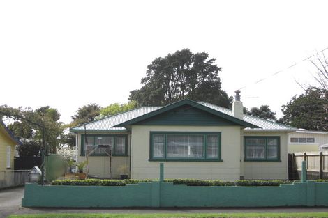 Photo of property in 9 Pukenui Street, Strandon, New Plymouth, 4312