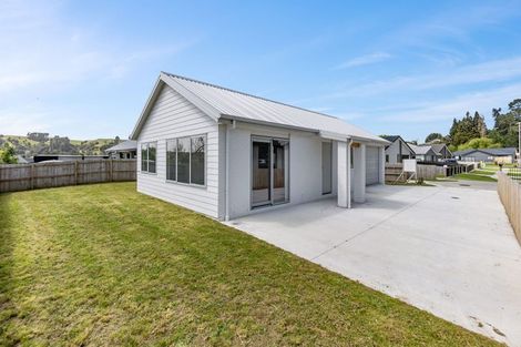Photo of property in 12 Guy King Place, Huntly, 3700