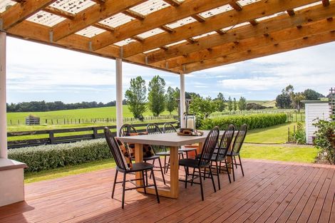 Photo of property in 105 Fraters Road, Martinborough, 5781