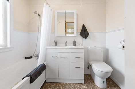 Photo of property in 2 Gibson Road, Tuakau, 2121