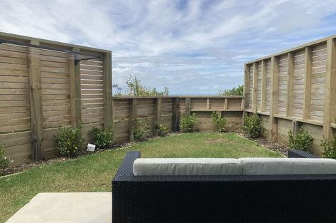 Photo of property in 4/52 High Street, Island Bay, Wellington, 6023