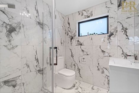 Photo of property in 11 Koroheke Road, Takanini, 2110