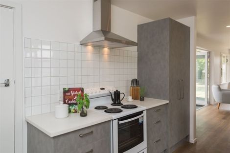 Photo of property in 7 Winnipeg Place, Wainoni, Christchurch, 8061