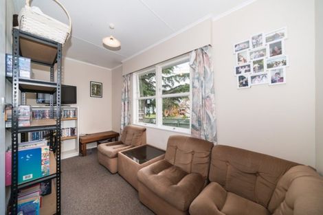 Photo of property in 28 Dewe Avenue, Feilding, 4702