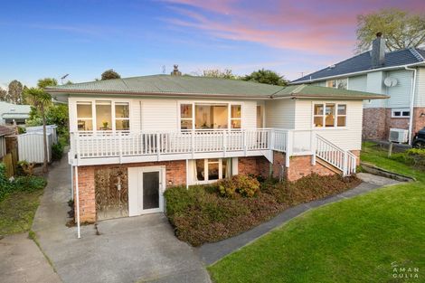 Photo of property in 62 Stottholm Road, Titirangi, Auckland, 0604
