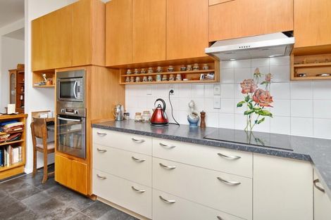 Photo of property in 206 Major Hornbrook Road, Mount Pleasant, Christchurch, 8081