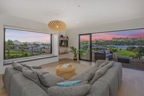 Photo of property in 6 Joyce Harsant Place, Cooks Beach, 3591