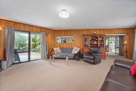 Photo of property in 8 Parkland Place, Whitianga, 3510