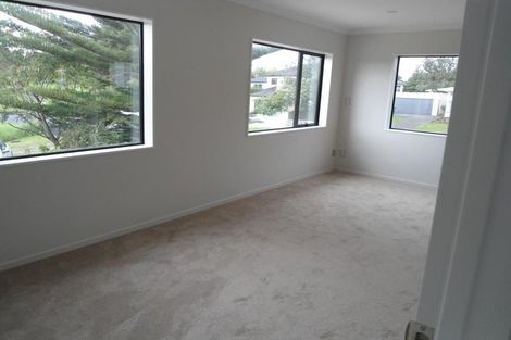 Photo of property in 39 Landon Avenue, Mangere East, Auckland, 2024