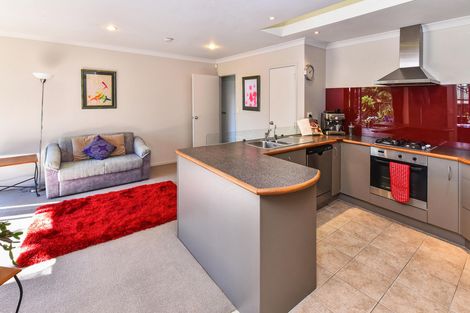 Photo of property in 11 Castlehill Court, Wattle Downs, Auckland, 2103