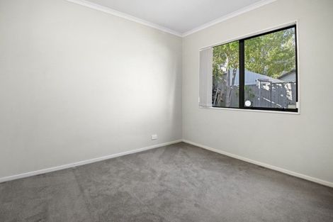 Photo of property in 17 Ashmere Lane, Weymouth, Auckland, 2103