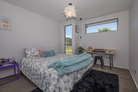 Photo of property in 48 Minaret Ridge, Wanaka, 9305