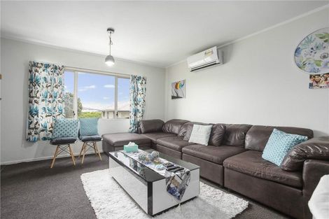 Photo of property in 1/78 West Coast Road, Glen Eden, Auckland, 0602