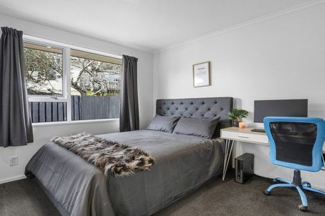 Photo of property in 2/9 Cassidy Place, Belfast, Christchurch, 8051