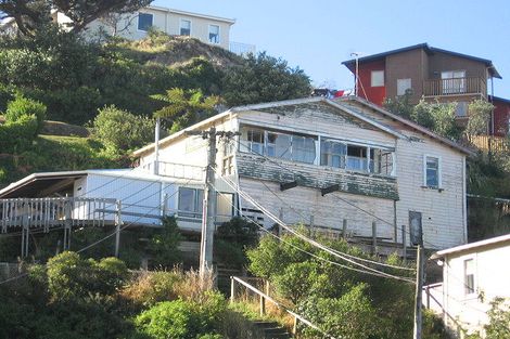 Photo of property in 46 Lerwick Terrace, Melrose, Wellington, 6023