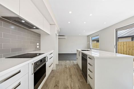 Photo of property in 10 Jasmine Street, Woodend, 7610