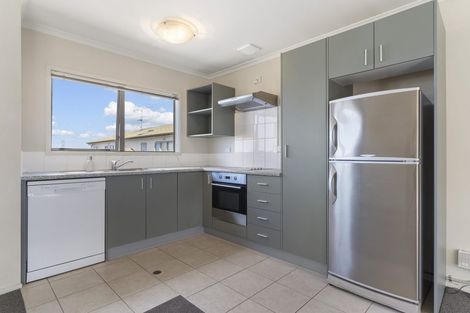 Photo of property in St Claire Village, 175/172 Mcleod Road, Te Atatu South, Auckland, 0610