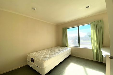 Photo of property in 130 Kilkenny Drive, East Tamaki Heights, Auckland, 2016