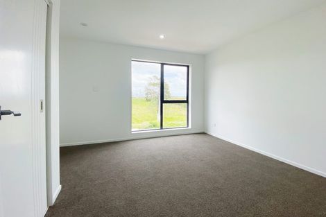 Photo of property in 34 Sinton Road, Hobsonville, Auckland, 0618