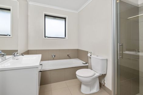 Photo of property in 13 Millbrae Place, Pokeno, 2402