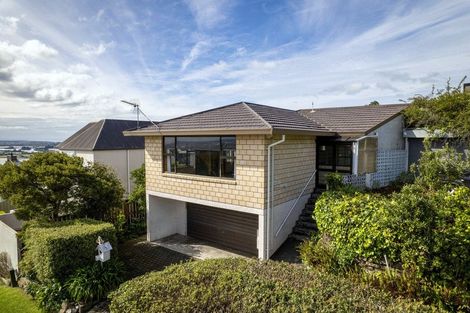 Photo of property in 1/81 Cannon Hill Crescent, Mount Pleasant, Christchurch, 8081