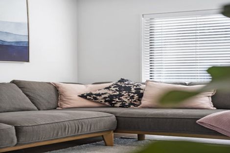 Photo of property in 6/7 South Pacific Place, Henderson, Auckland, 0612