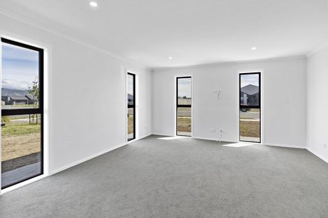 Photo of property in 5 Fantail Avenue, Carterton, 5713