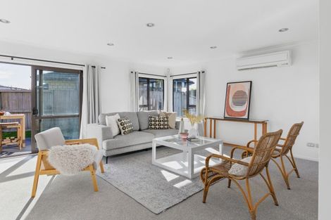 Photo of property in 63 Aquila Crescent, Rototuna North, Hamilton, 3210