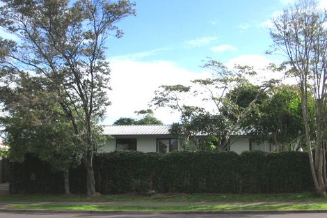 Photo of property in 5 Marinich Drive, Ranui, Auckland, 0612