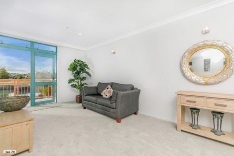 Photo of property in 164w Harbour Village Drive, Gulf Harbour, Whangaparaoa, 0930