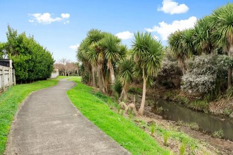 Photo of property in 10 Kerr Crescent, Patumahoe, 2679