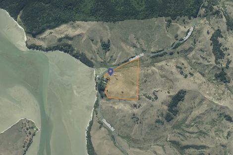 Photo of property in 462 Ohautira Road, Raglan, 3295