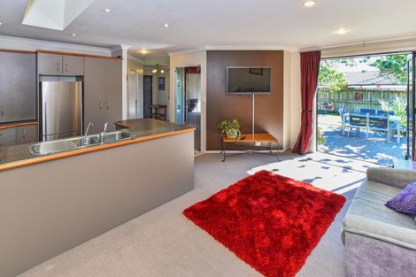 Photo of property in 11 Castlehill Court, Wattle Downs, Auckland, 2103