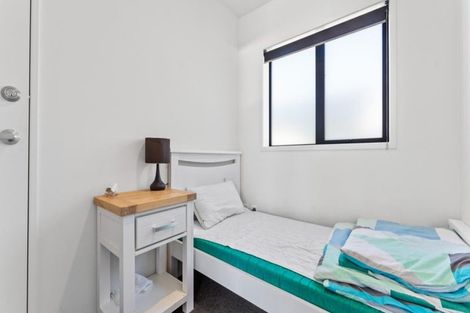 Photo of property in 21 Cumberland Street, Leigh, 0985