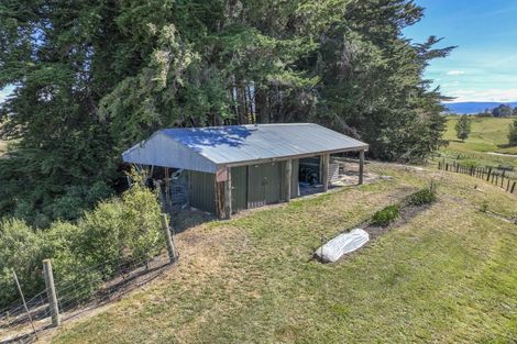 Photo of property in 2658 Taihape Road, Sherenden, Hastings, 4179