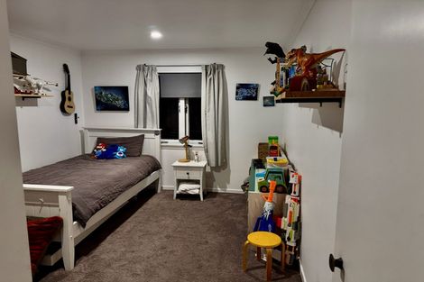 Photo of property in 50 Great North Road, Riverhead, 0820