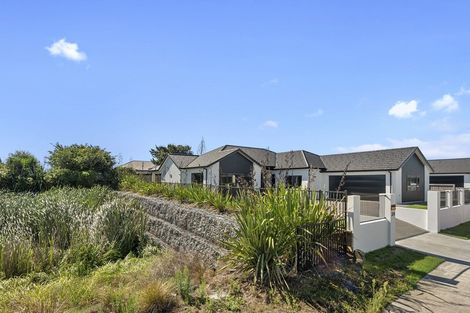 Photo of property in 24 The Meadows Drive, Flagstaff, Hamilton, 3210