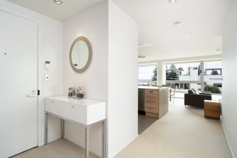 Photo of property in 6/50 Marine Parade, Mount Maunganui, 3116