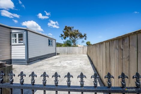 Photo of property in 123 Upper Fitzherbert Road, Wainuiomata, 5373