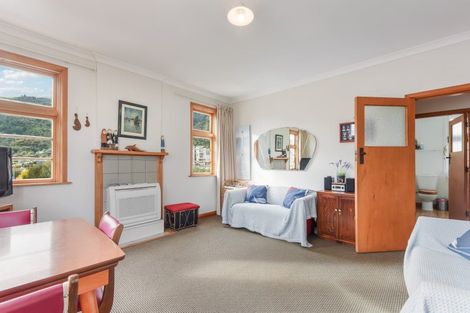 Photo of property in 11-19 Wellington Street, Picton, 7220