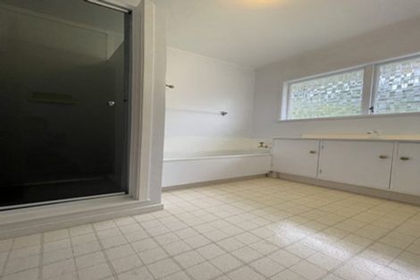 Photo of property in 70 Mountbatten Avenue, Hillcrest, Auckland, 0627