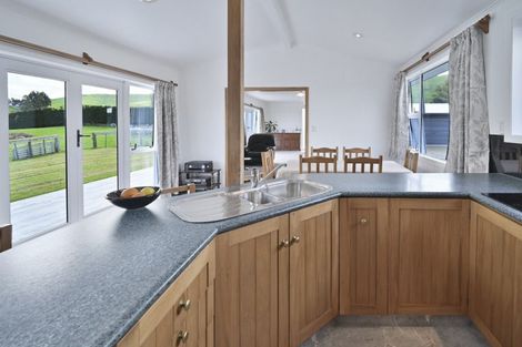 Photo of property in 1020 Te Aute Trust Road, Poukawa, Hastings, 4178