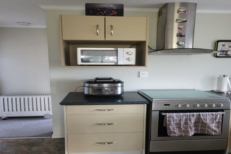 Photo of property in 1 Watts Street, Waipawa, 4210