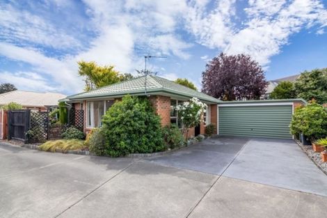 Photo of property in 1/6 Innisfree Place, Northwood, Christchurch, 8051