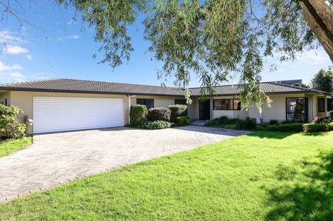 Photo of property in 90 Endeavour Avenue, Flagstaff, Hamilton, 3210