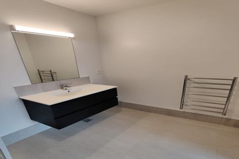 Photo of property in 6/11 Carlos Drive, Flat Bush, Auckland, 2016