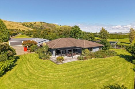 Photo of property in 154 Ohinepanea Road, Pukehina, Te Puke, 3186