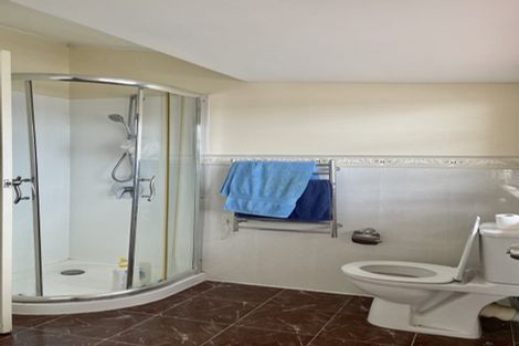 Photo of property in 1/11 Takutai Avenue, Bucklands Beach, Auckland, 2012